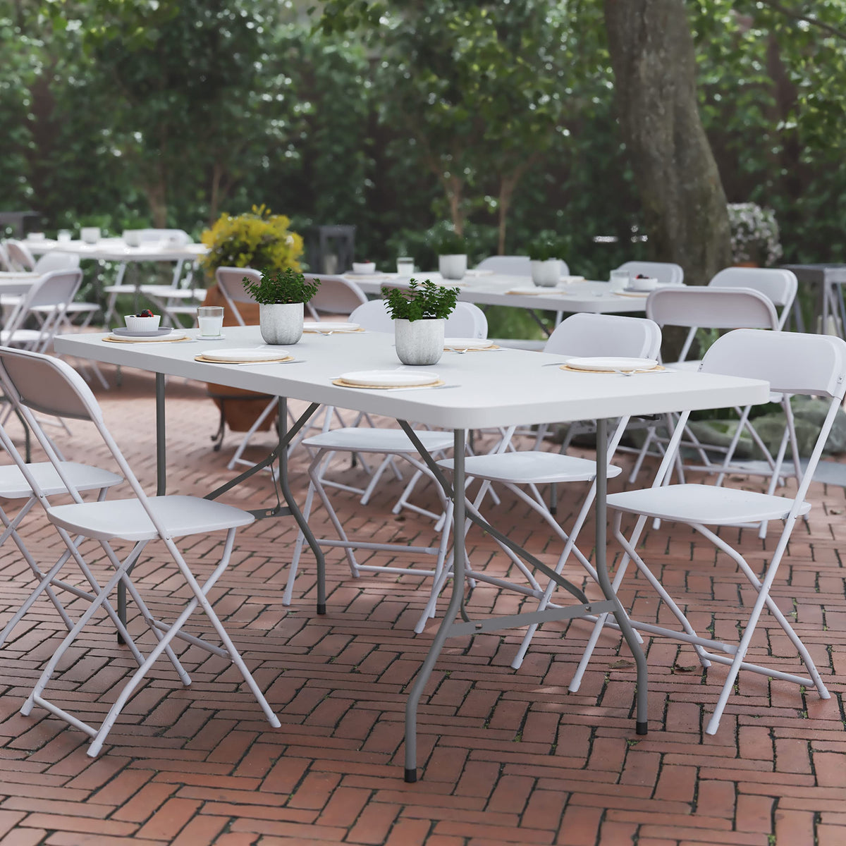 6-Foot Heavy Duty Plastic Folding Table with Carrying Handles N53628